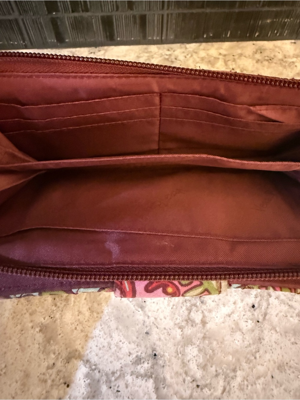 Vera Bradley Turnlock Wallet - Resort Medallion - Picture 4 of 8